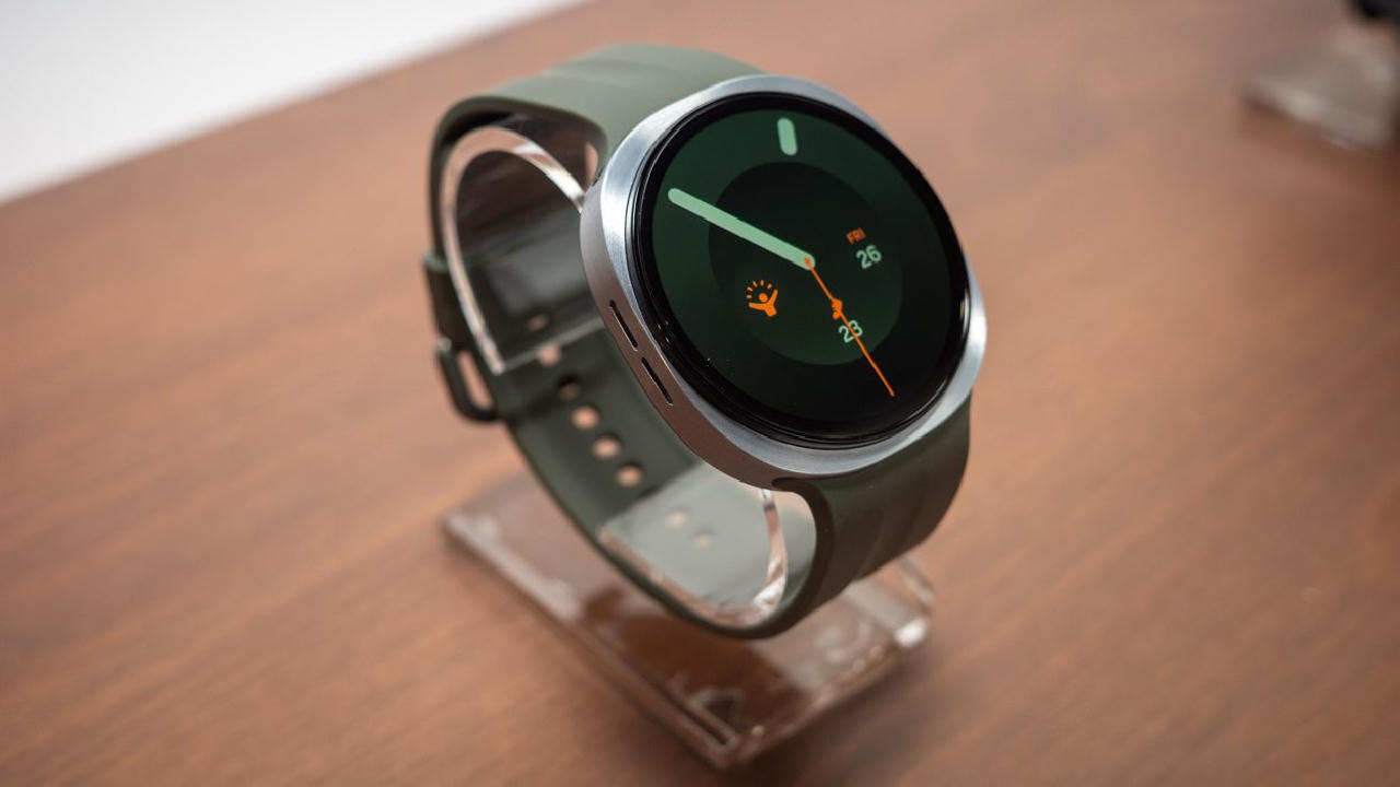 Samsung Galaxy Watch giờ đây có thể phát hiện khi nào bạn sắp đổ bệnh — nhưng đây không phải là thiết bị theo dõi sức khỏe đầu tiên làm được điều đó