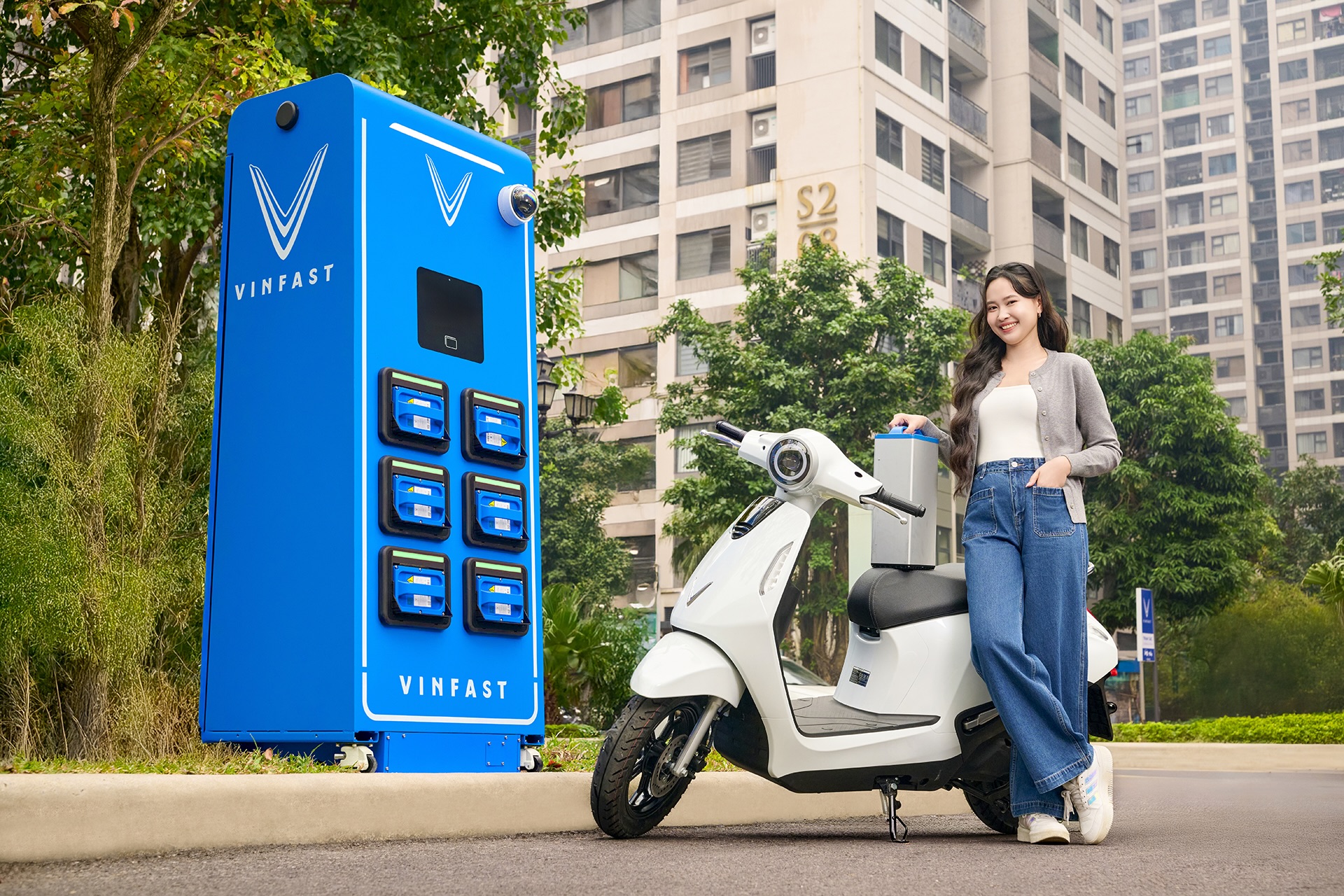 VinFast miễn phí sạc pin ô tô đến đầu năm 2029, xe máy điện miễn phí đổi pin đến giữa năm 2028